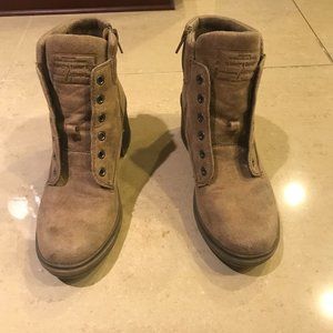 Crown Vintage Ankle Boots